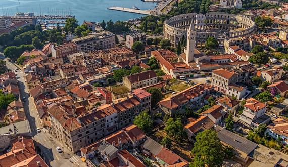 Gaily Tours & Excursions in Croatia: Pula