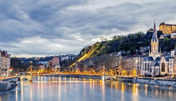 Gaily Tours & Excursions in France: Lyon