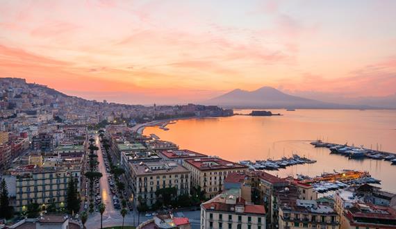 Gaily Tours & Excursions in Italy: Naples