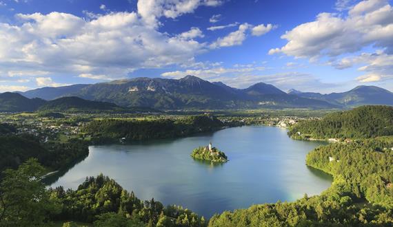 Gaily Tours & Excursions in Slovenia: Lake Bled